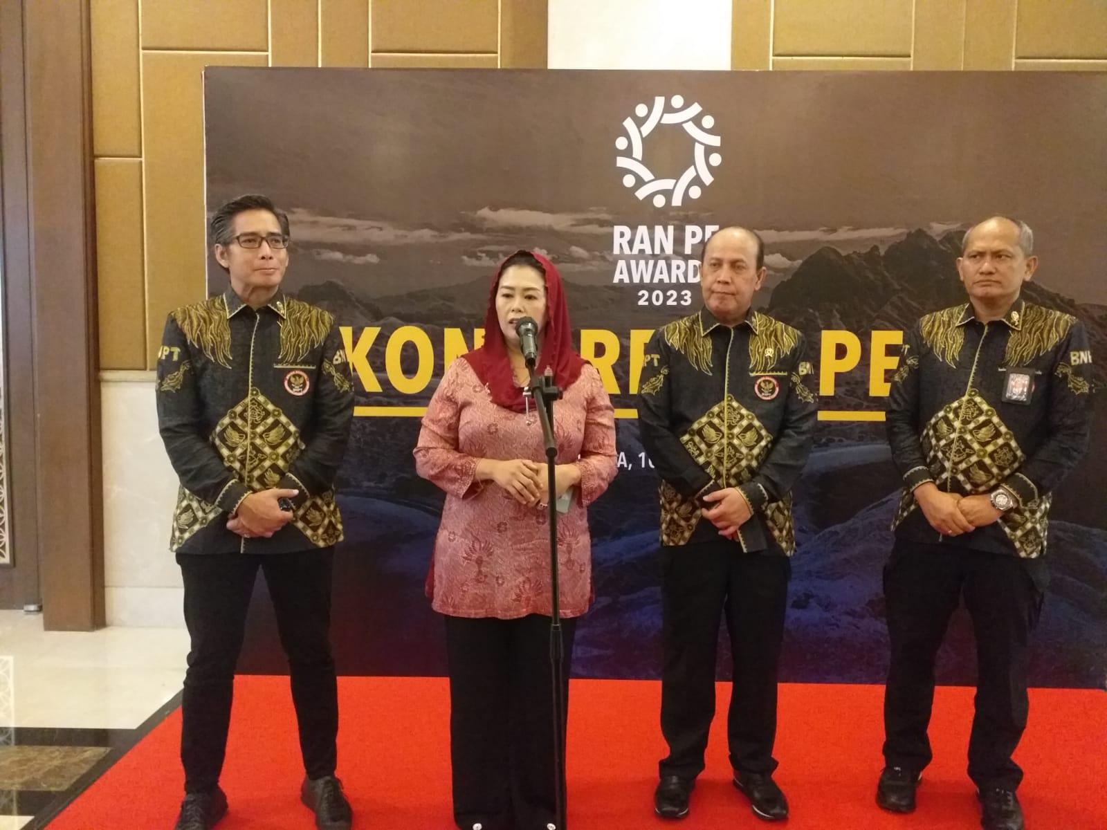 BNPT Berikan RAN PE Awards bagi 4 Organisasi Masyarakat